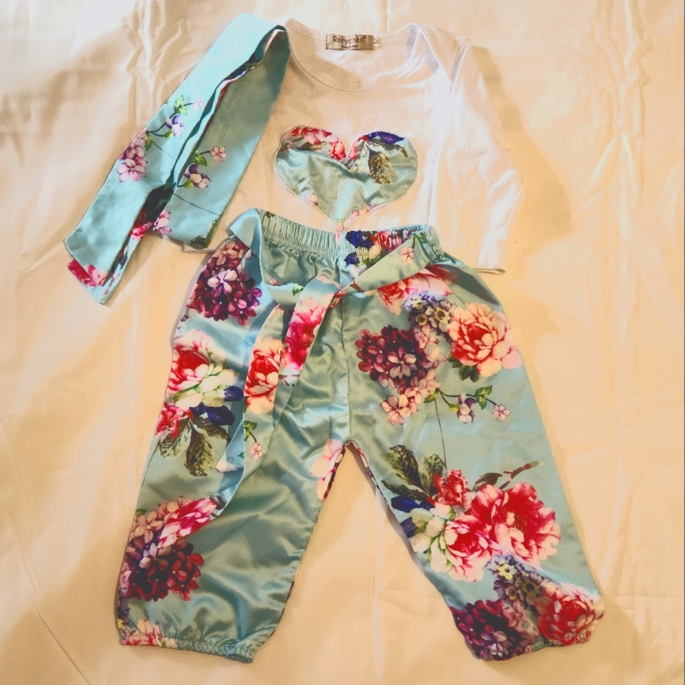 18m Floral Set